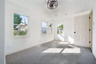 5999 Ambleside Dr, Columbus, OH 43229 - Photo 23