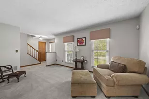 636 Waybaugh Dr, Columbus, OH 43230 - Photo 7