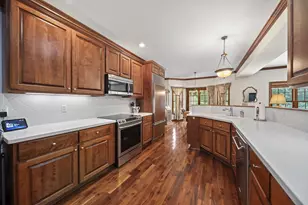 261 Glyn Tawel Dr, Granville, OH 43023 - Photo 13