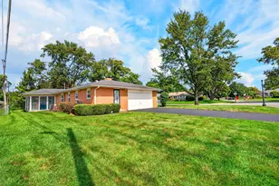 1541 S Roosevelt Ave, Columbus, OH 43209 - Photo 13