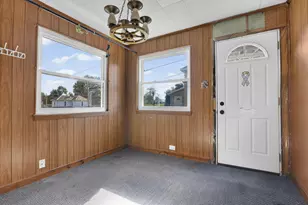 573 E Main St, Newark, OH 43055 - Photo 9