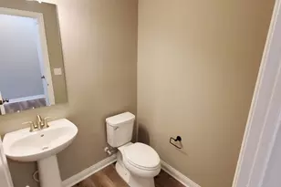 6422 Hamilton Woods Blvd N, Columbus, OH 43081 - Photo 9