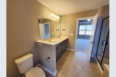 6422 Hamilton Woods Boulevard N, Columbus, OH 43081 - Photo 13