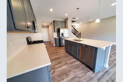 6422 Hamilton Woods Boulevard N, Columbus, OH 43081 - Photo 5