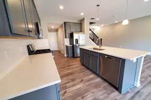 6422 Hamilton Woods Blvd N, Columbus, OH 43081 - Photo 5