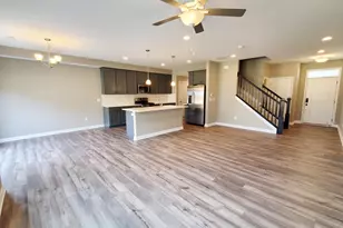 6422 Hamilton Woods Blvd N, Columbus, OH 43081 - Photo 3