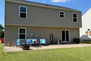 323 Haystack Ave, Pataskala, OH 43062 - Photo 3