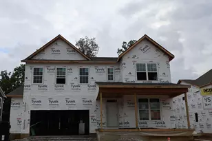 429 Pioneer Wy, Pataskala, OH 43062 - Photo 1