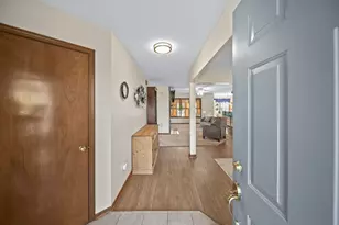 1203 Winding Creek Ln, Delaware, OH 43015 - Photo 5
