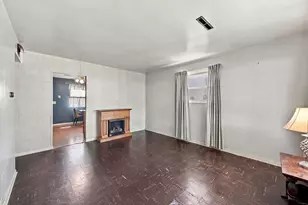 863 Bruckner Rd, Columbus, OH 43207 - Photo 5