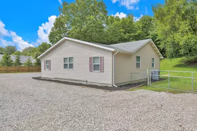 540 Huron Drive W, Heath, OH 43056 - Photo 3