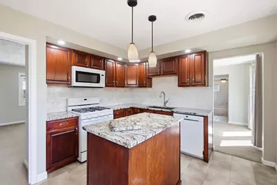 4327 Robin Street, Grove City, OH 43123 - Photo 9