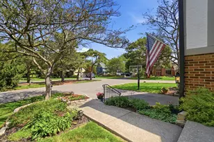 8627 Gairloch Ct, Dublin, OH 43017 - Photo 5