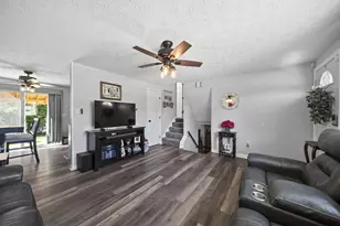 617 Oak Hollow Ct, Columbus, OH 43228 - Photo 11