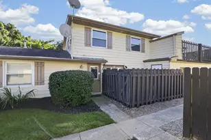 2534 Nassau Dr, Columbus, OH 43232 - Photo 1