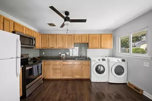 738 Kettering Rd, Columbus, OH 43202 - Photo 17