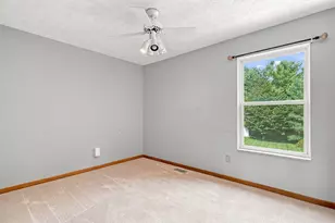 1438 Newell Ct, Columbus, OH 43228 - Photo 45