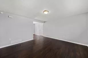 4431 Hickory Wood Dr, Columbus, OH 43228 - Photo 11