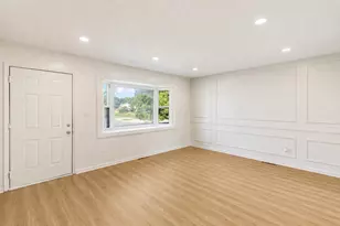 1852 Bar Harbor Rd, Columbus, OH 43219 - Photo 7