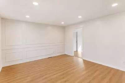 1852 Bar Harbor Road, Columbus, OH 43219 - Photo 5