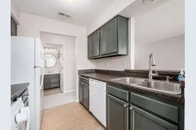 2196 Hedgerow Road #2196C, Columbus, OH 43220 - Photo 3