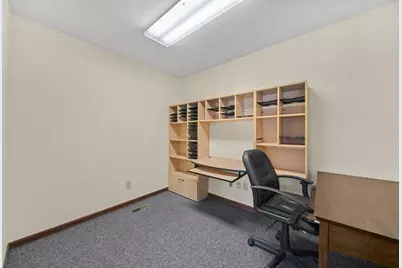 1987 Western Avenue, Chillicothe, OH 45601 - Photo 15