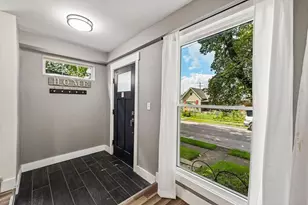 224 S Wheatland Ave, Columbus, OH 43204 - Photo 5