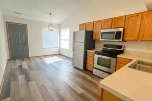 7442 Oakmeadows Dr, Worthington, OH 43085 - Photo 5