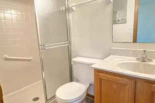 7442 Oakmeadows Dr, Worthington, OH 43085 - Photo 17
