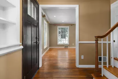1640 Barrington Road, Columbus, OH 43221 - Photo 5