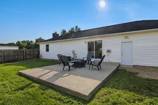 1504 Red Leaf Ln, Columbus, OH 43223 - Photo 35
