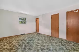 5297 Sandalwood Ct, Columbus, OH 43229 - Photo 27