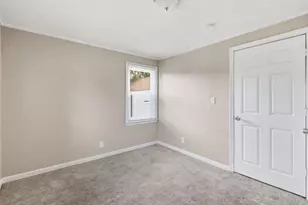 2431 Lexington Ave, Columbus, OH 43211 - Photo 11