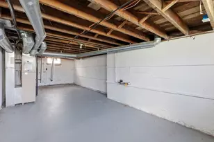 2431 Lexington Ave, Columbus, OH 43211 - Photo 35