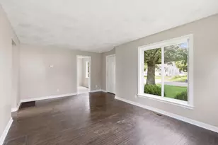 2431 Lexington Ave, Columbus, OH 43211 - Photo 9
