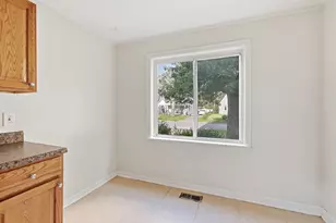 2431 Lexington Ave, Columbus, OH 43211 - Photo 23