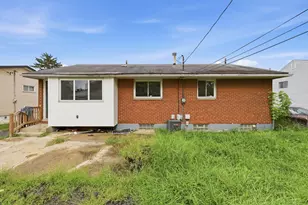 1497 Selkirk Rd, Columbus, OH 43227 - Photo 29