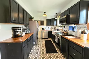720 N Wood St, Logan, OH 43138 - Photo 9
