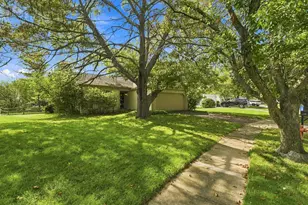 3795 Secretariat Ct, Columbus, OH 43221 - Photo 3