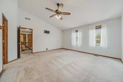2598 Hoover Crossing Way, Grove City, OH 43123 - Photo 17