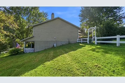 1355 Carrie Circle, Zanesville, OH 43701 - Photo 53