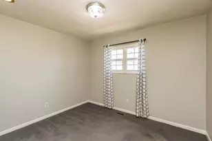 2416 Briers Dr, Columbus, OH 43209 - Photo 17
