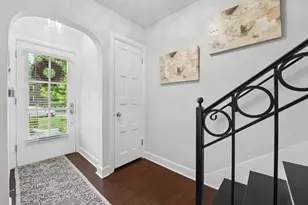 16 Brunson Ave, Columbus, OH 43203 - Photo 9