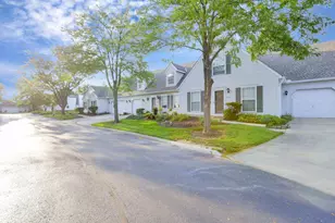 6282 McNaughten Pl Ln, Columbus, OH 43213 - Photo 1