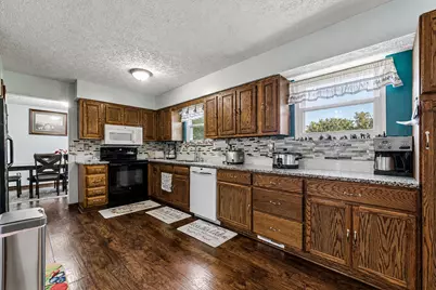 6910 Roundelay Road N, Reynoldsburg, OH 43068 - Photo 9