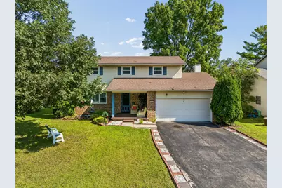 6910 Roundelay Road N, Reynoldsburg, OH 43068 - Photo 1