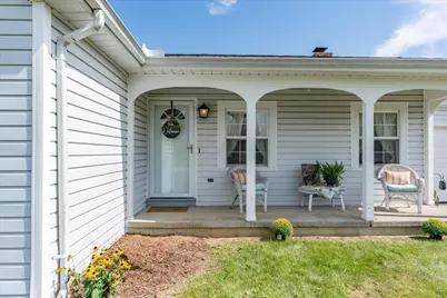 610 Damon Drive, Washington Court House, OH 43160 - Photo 3