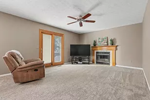 389 Rambling Brook Dr, Pickerington, OH 43147 - Photo 15