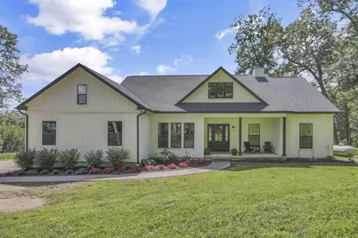 2373 Boving Road SW, Lancaster, OH 43130 - Photo 1