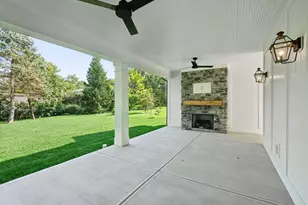2208 Shoreham Rd, Upper Arlington, OH 43220 - Photo 5